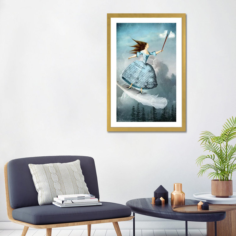 «Knight of Swords» par Catrin Welz-Stein - impression d'art graphique, H 32 po x l 24 po x P 1 po, Papier encadré doré, Blanc