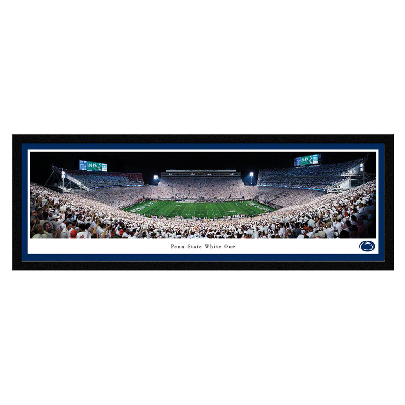 Impression panoramique Penn State White Out Football, H 15,5 po x l 42 po x P 1,38 po, Papier avec cadre noir