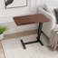 Bureau mobile à poser au-dessus du lit avec support inclinable pour ordinateur portable, hauteur réglable et roulettes-1854394407