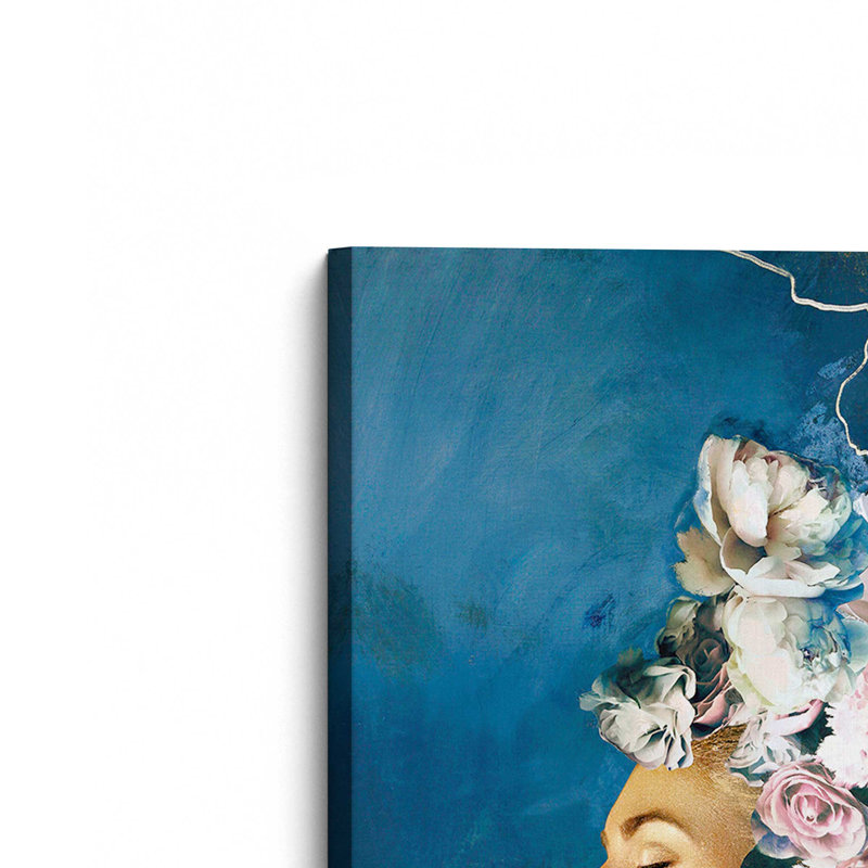 Muse dorée en fleurs, Toile tendue sur cadre, Ne s’applique pas, H 18 po x l 12 po