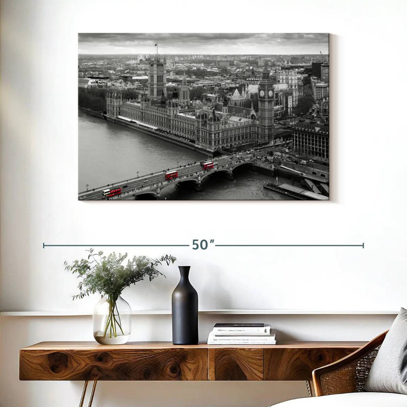 Sireci Monochrome Westminster, 26" H x 39" W