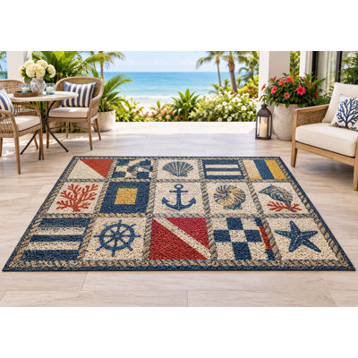 Tapis d'extérieur 152 x 213 cm (5' x 7') à motif de patchwork nautique, ancre et barre de navire. Moquette épaisse, imperméable et résistante en PVC bouclé, idéale pour terrasse, balcon, VR et autres espaces extérieurs. Séchage rapide.