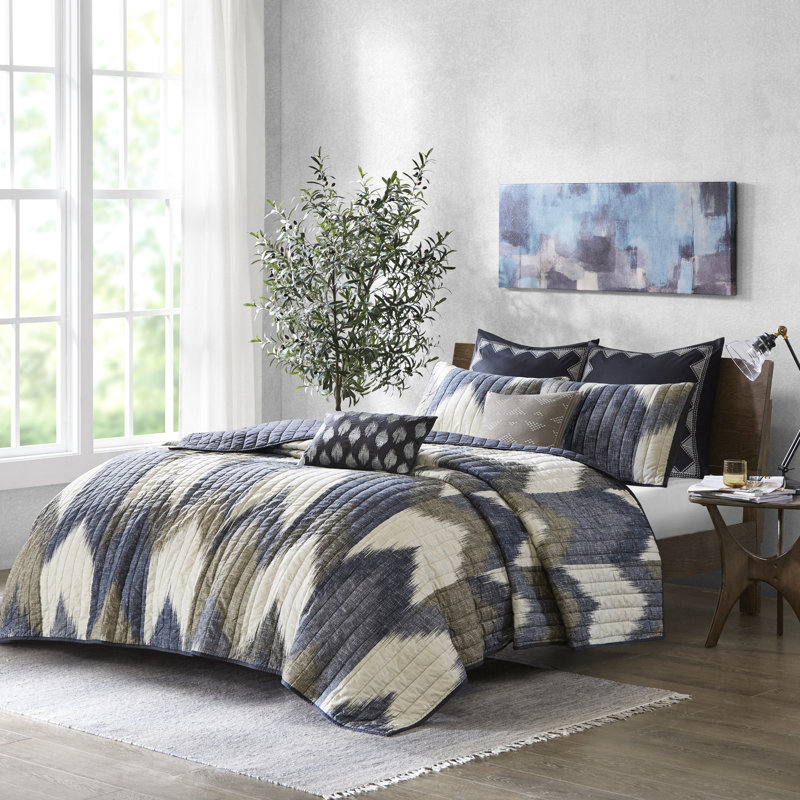 Navy 3 Piece Quilt Cotton Full/queen - Printed Pattern, Comfortable Bedding, Solid Reverse, Full/queen, Broken Print, 2 Matching Shams, Channel , Breathable Bedding