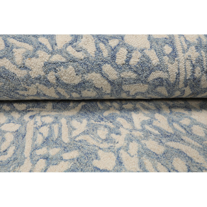 Blue Hand Hooked Wool Rug with Full-Surface Transitional Motif, Rectangle 5' x 8'
