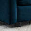Fauteuil en chenille bleu pour se détendre