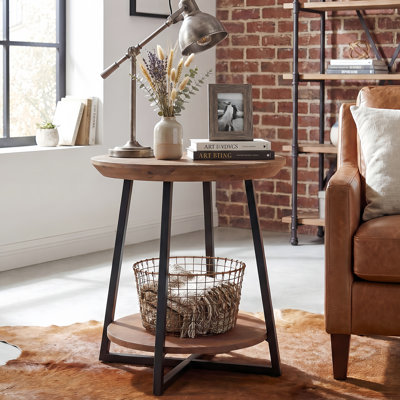 Table de bout ronde 19,68 po à 2 niveaux en bois massif, table d'appoint de style campagnard industriel avec structure en métal noir, table d'appoint de rangement pour la chambre à coucher du salon