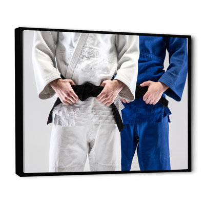 Fighting Judokas Fight Pose Black Belts - reproduction sur toile