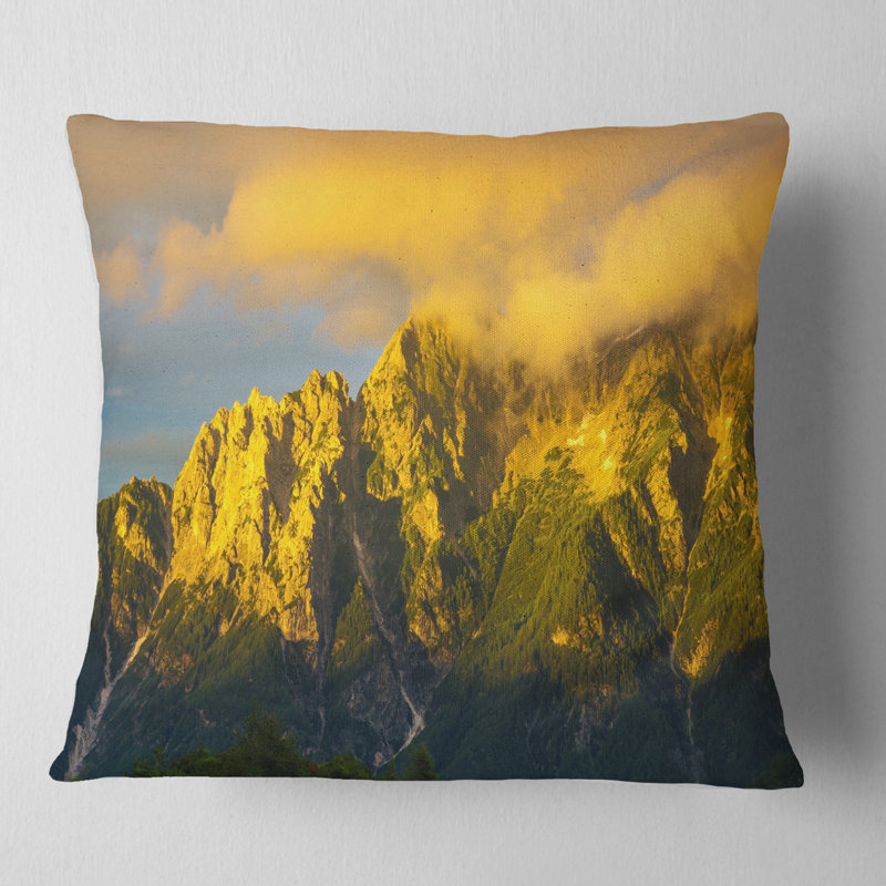 Highrise Green Mountains - Coussin à imprimé paysage, 16 po x 1 po, Coussin décoratif