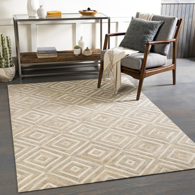 Tapis géométrique beige / ivoire / gris tissé à la main Arnessa, Rectangle 5 pi x 7 pi 6 po