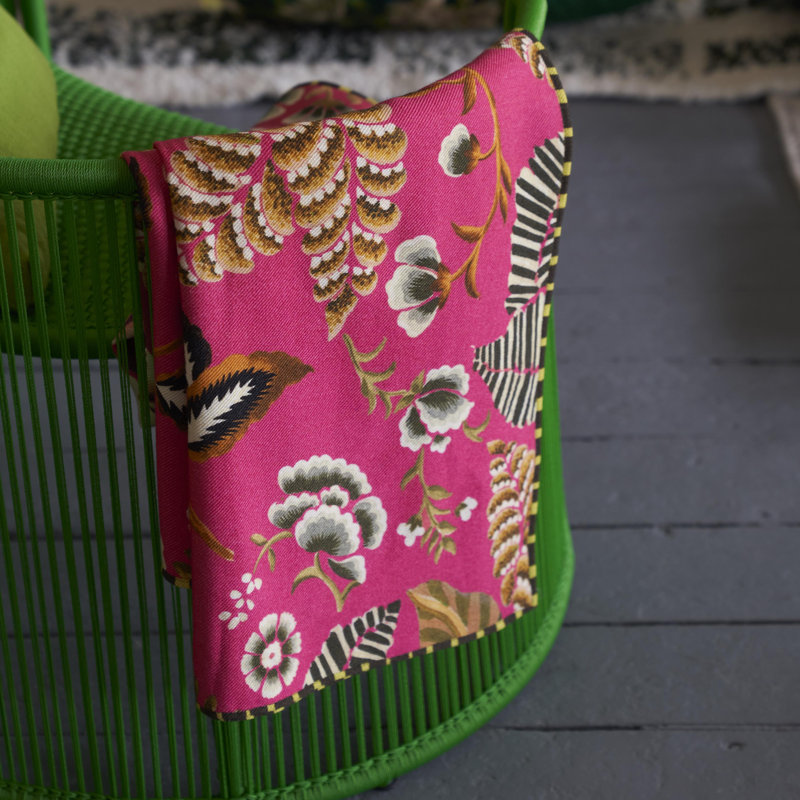 Rose de Damas Cerise Throw