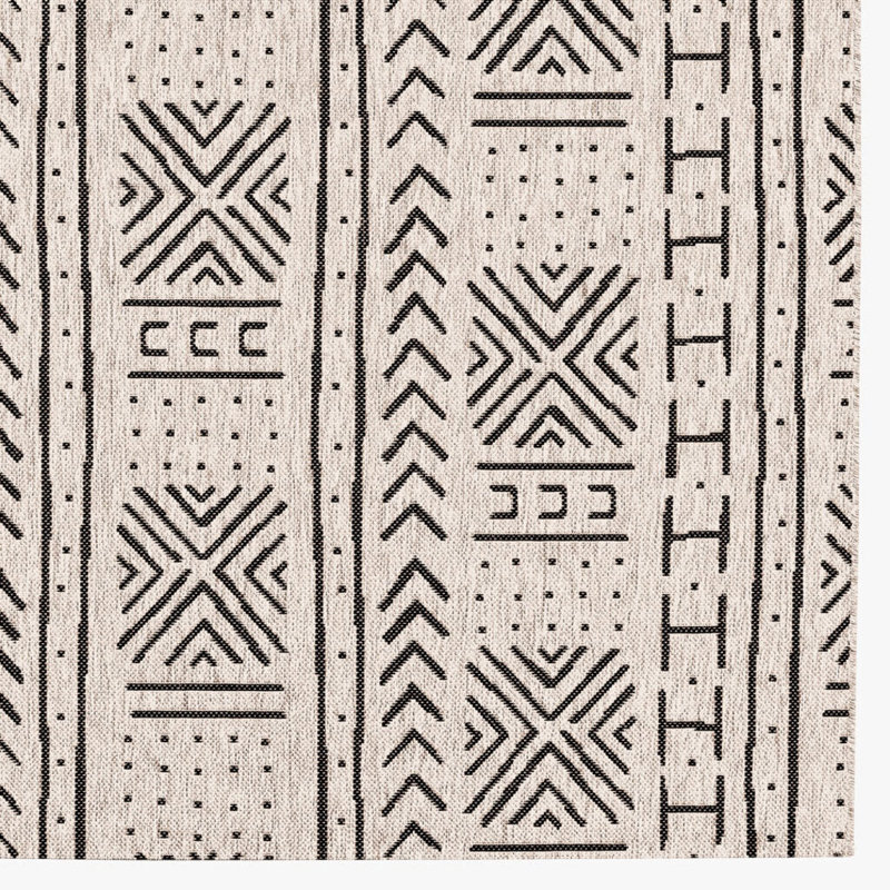 Aleyshka Geometric Indoor / Outdoor Rug, Rectangle 3'11" x 5'6"