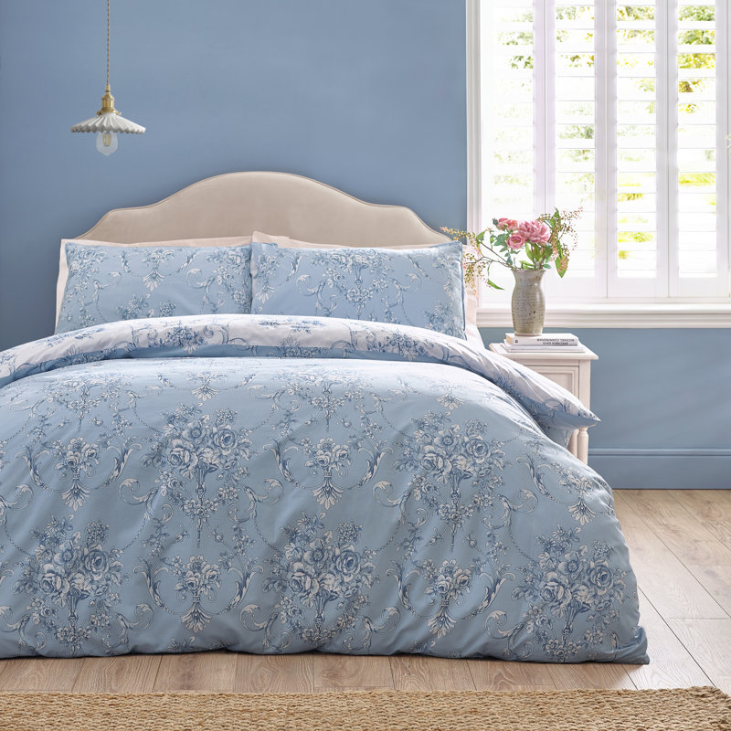 Antoinette Damask Reversible Duvet Cover Set, Double