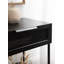 Table d'appoint en rotin pour le salon