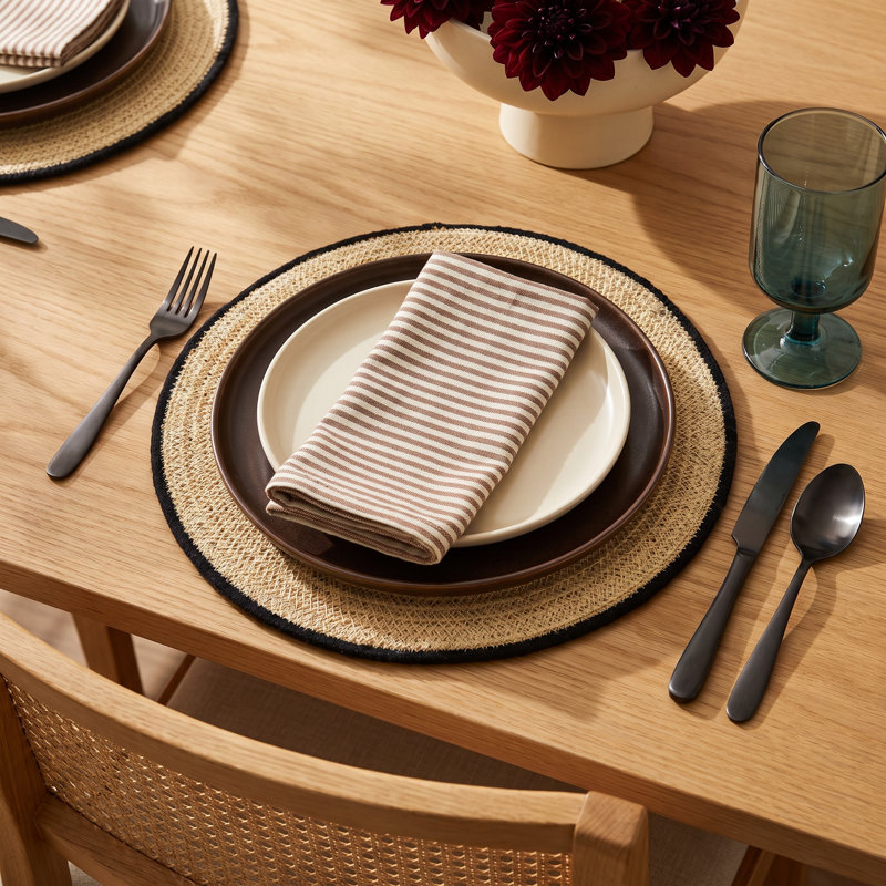 Danner 13" Placemat, Black/Beige