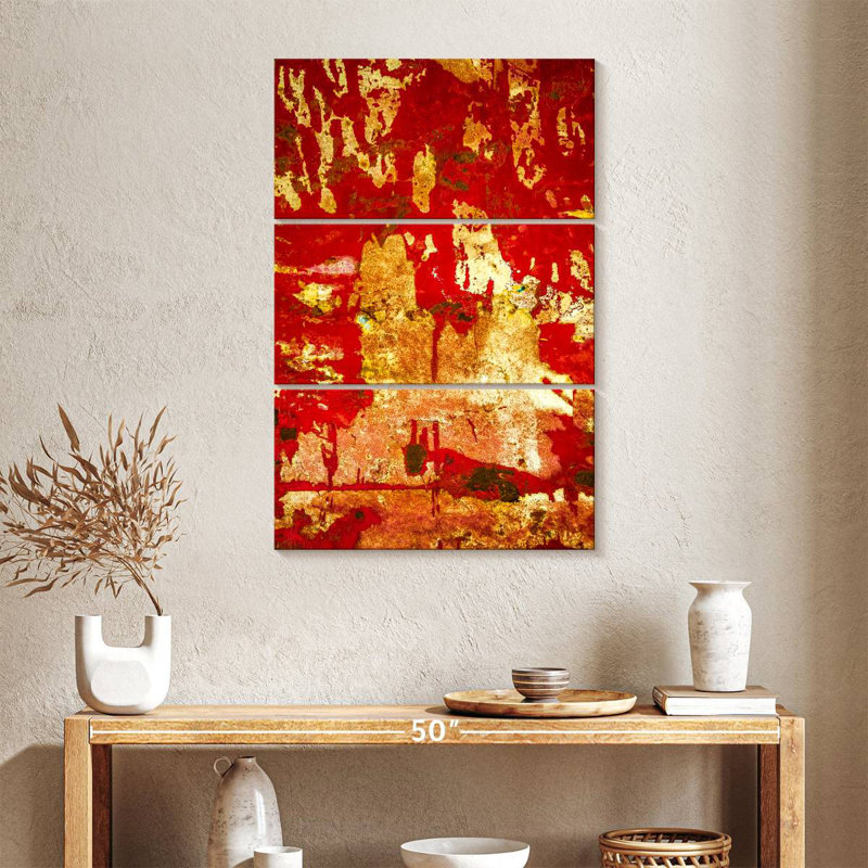 Avery A Study in Red and Gold, H 38 po x l 24 po