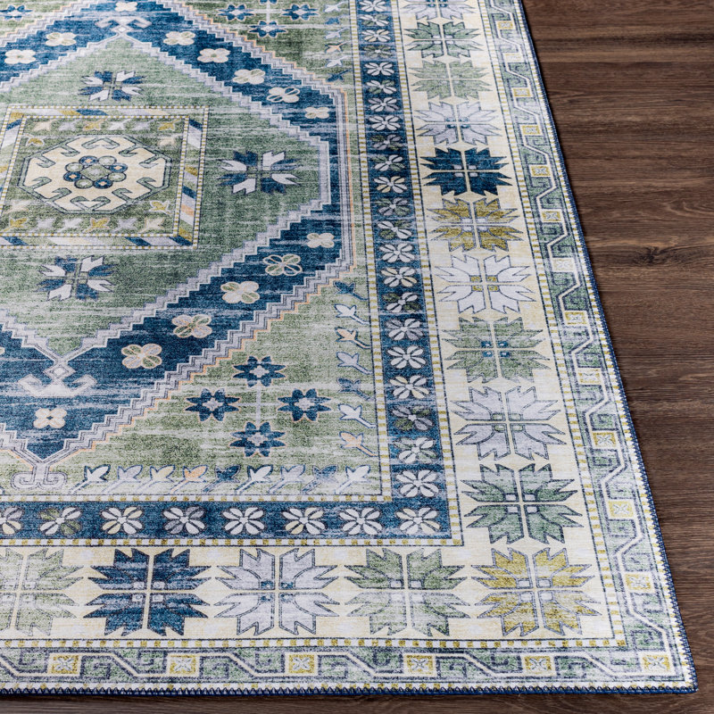 Fleckenstein Oriental Indoor Rug, Runner 2'6" x 7'6"