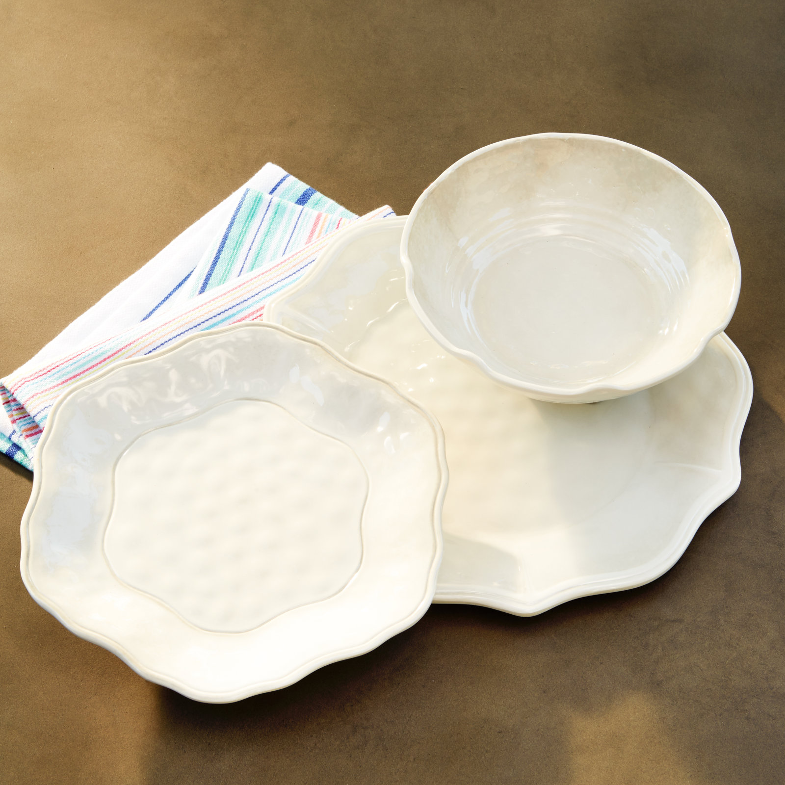 Colmont 11.5" Melamine Dinner Plate