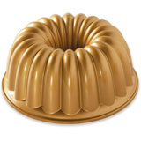Nordic Ware Elegant Party fluted cake pan Pan