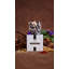 House & Home Woodsy Scented Jar Candle