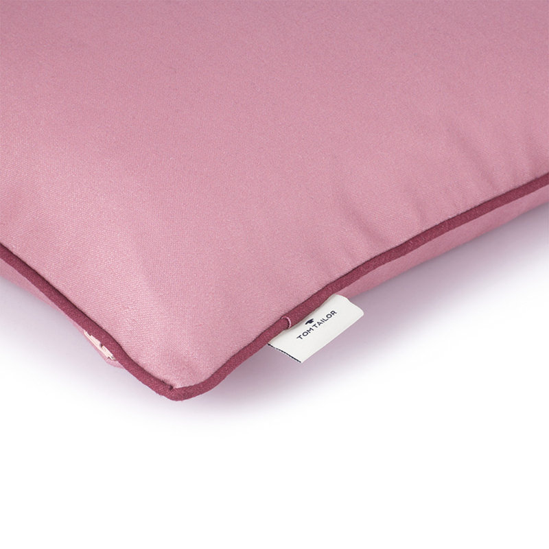 Dove Signature Square Cushion, Dusty pink