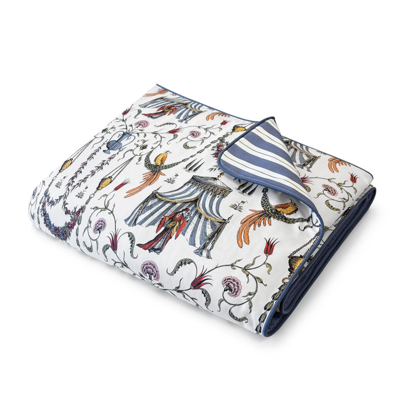 Seferî Bed Cover - White/Blue, 102" W x 106" L