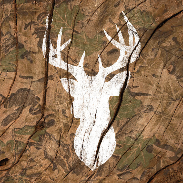 « camouflage cerf », impression sur toile tendue, H 18 po x l 18 po x P 1,5 po, Toile tendue