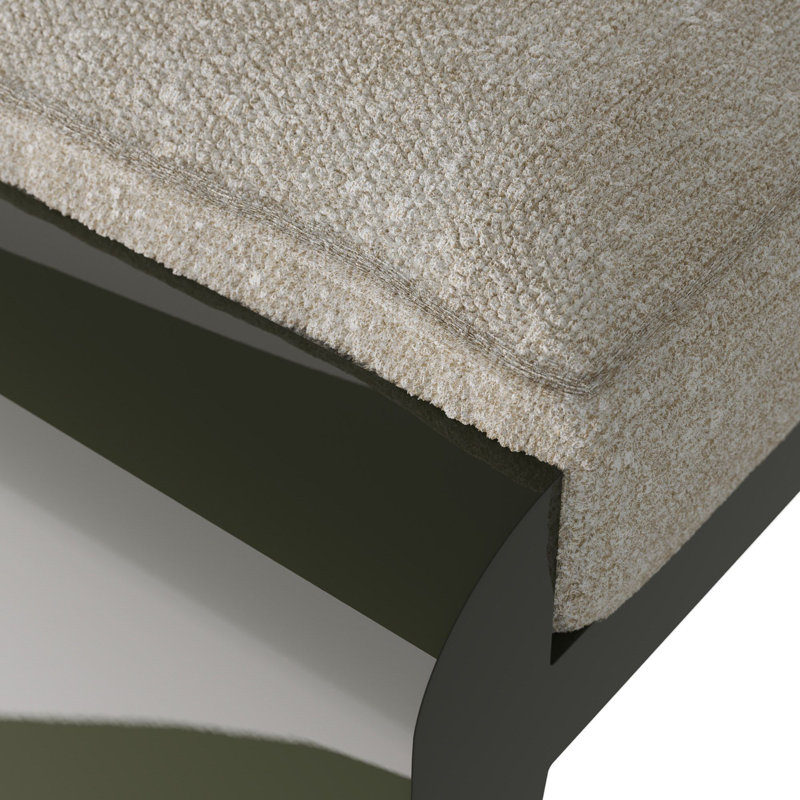 Alanna Ottoman, Moss