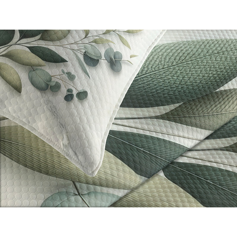 Polyester Floral Coverlet, King Coverlet / Bedspread + 2 Standard Shams