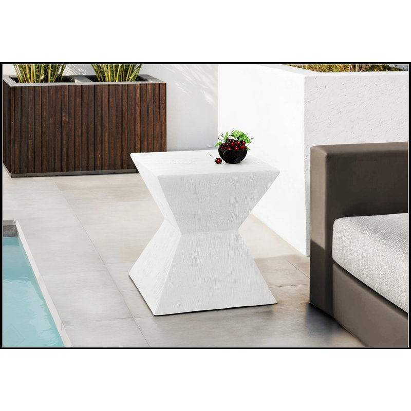 Table d'appoint contemporaine de 25 pouces pour une utilisation intérieure et extérieure, parfaite comme table d'appoint ou table de chevet avec un design durable