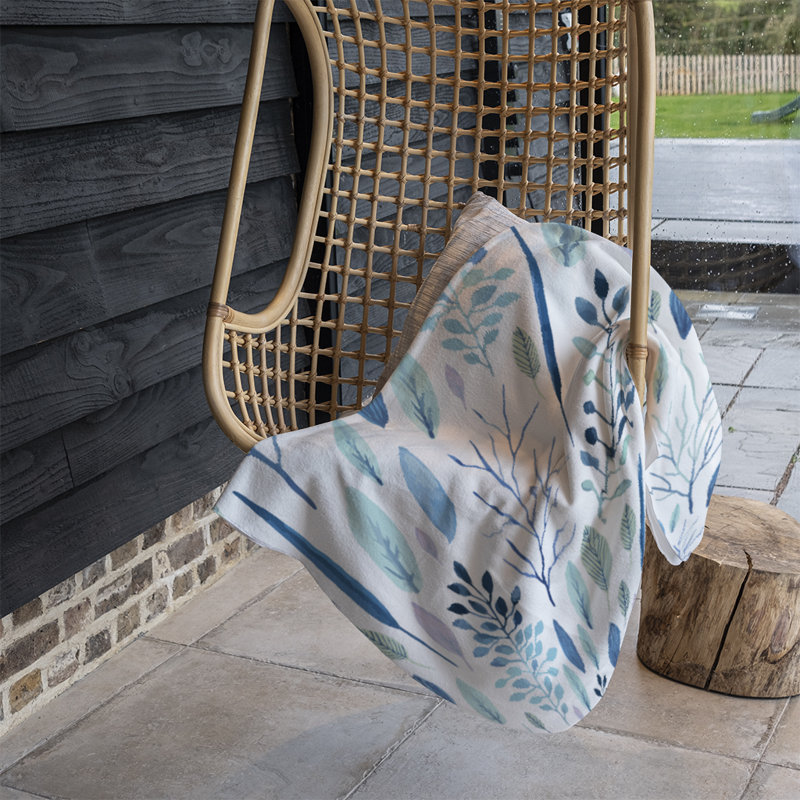 Schade Blanket