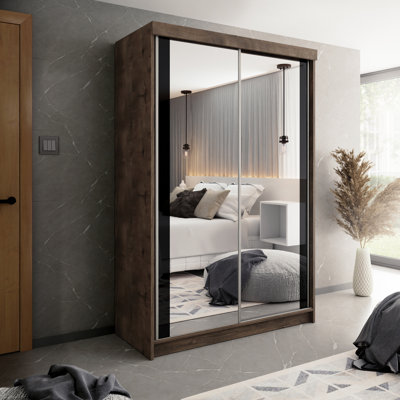 Caelah Wardrobe