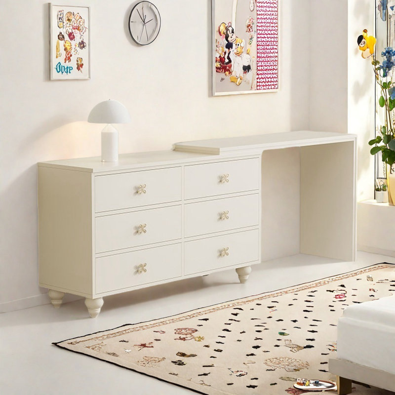 Ruthton, Cream White
