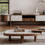 Table basse simple au sens du design