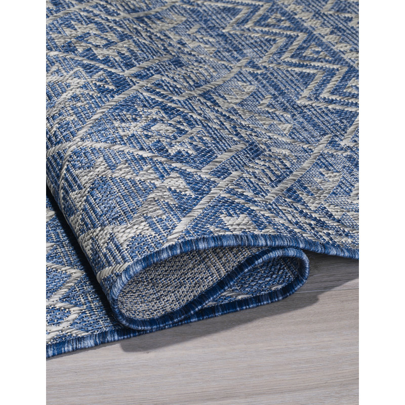Tapis intérieur / extérieur en polypropylène tissé à la machine rectangulaire bleu / gris Jocile