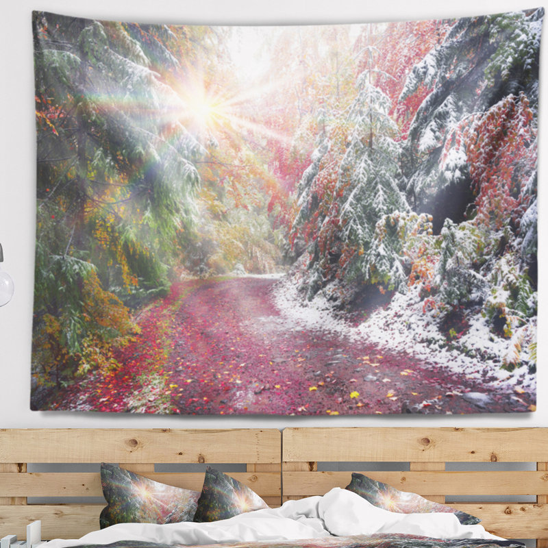 Vue imprenable sur la tapisserie de la forêt d'aline Landscape, H 78 po x l 92 po