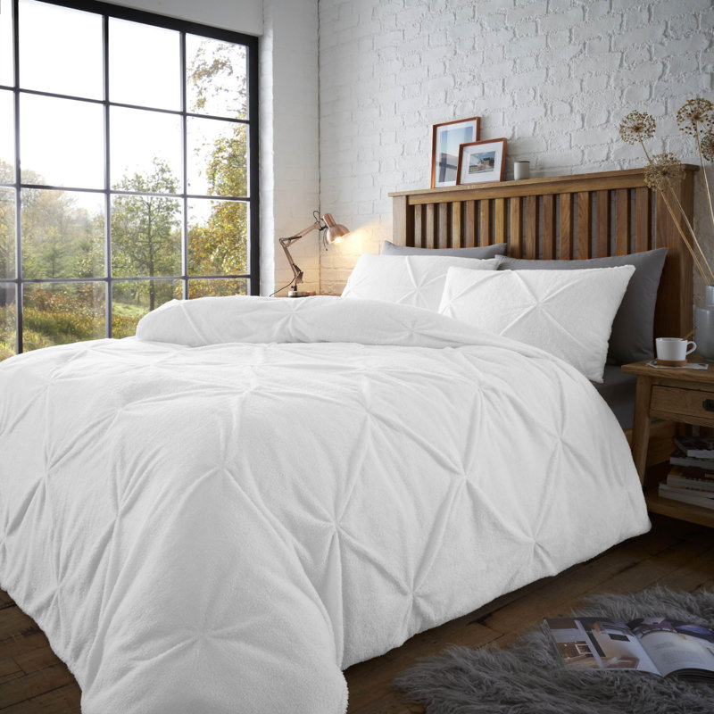 Apriel Microfiber Solid Colour Duvet Cover Set with Pillowcases Included, Single Duvet Cover + 1 Standard Pillowcase, White
