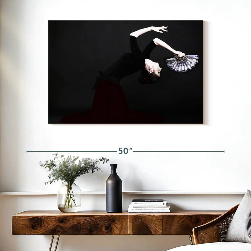 Danseuse de flamenco Enn, H 26 po x l 39 po