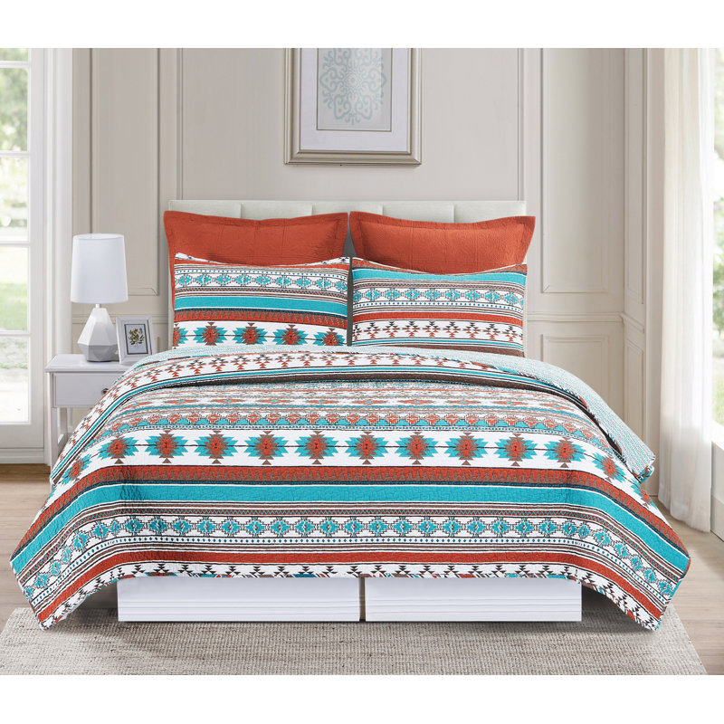 Aqua Valley Cotton Reversible Quilt Set, Queen Quilt + Standard Shams