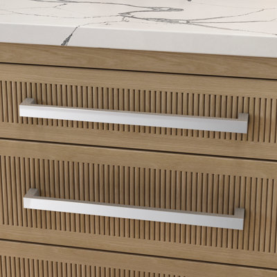 4409 Contemporary Appliance Pull, 18" CTC