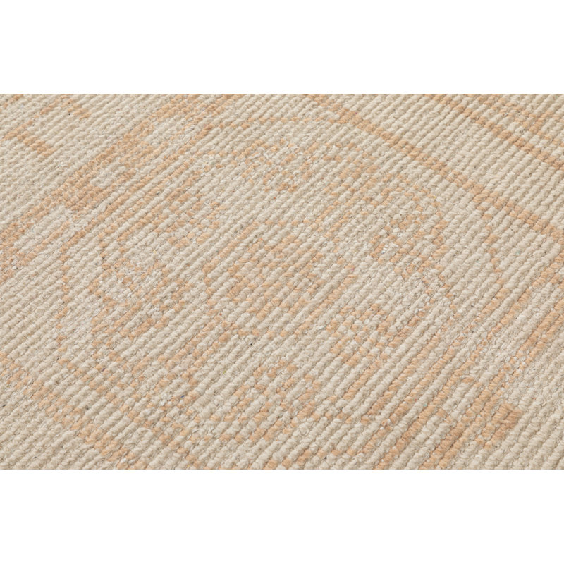 Mira Orian Area Rug, Rectangle 2' x 3'