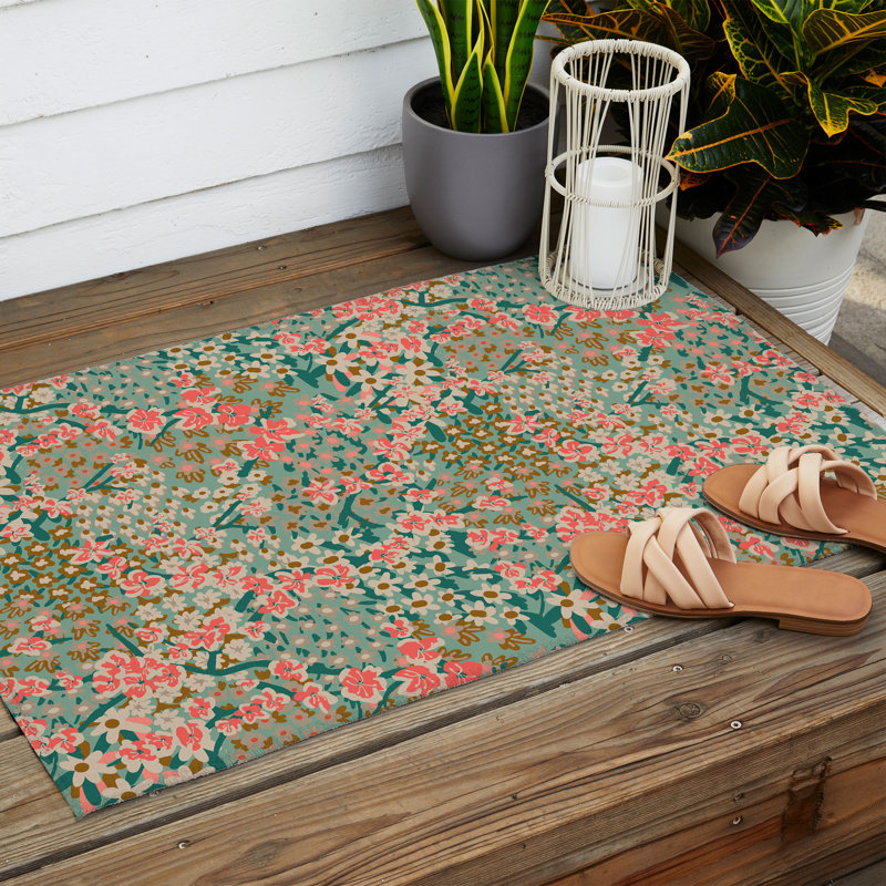 Taliaferro Floral Indoor / Outdoor Rug, Rectangle 2' x 3'