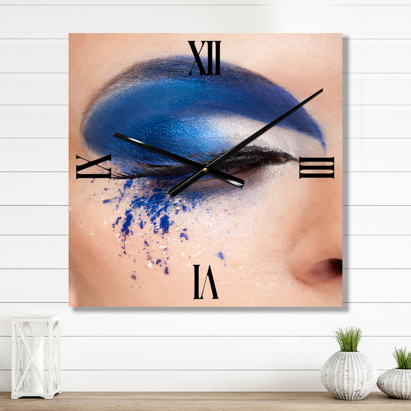 Horloge murale, Petit