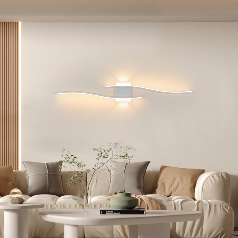 Modern Aluminum Linear LED Wall Light, 14cm H x 89cm W x 5.5cm D, White