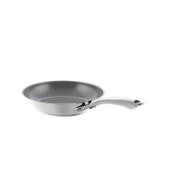 3.Clad ™ Stainless Steel Non-Stick Frying Pan, 8" W