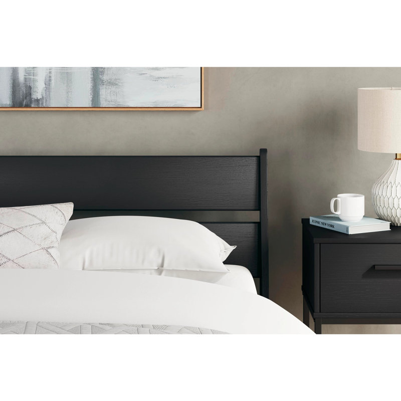 Gwendylon Panel Headboard, Queen, Black
