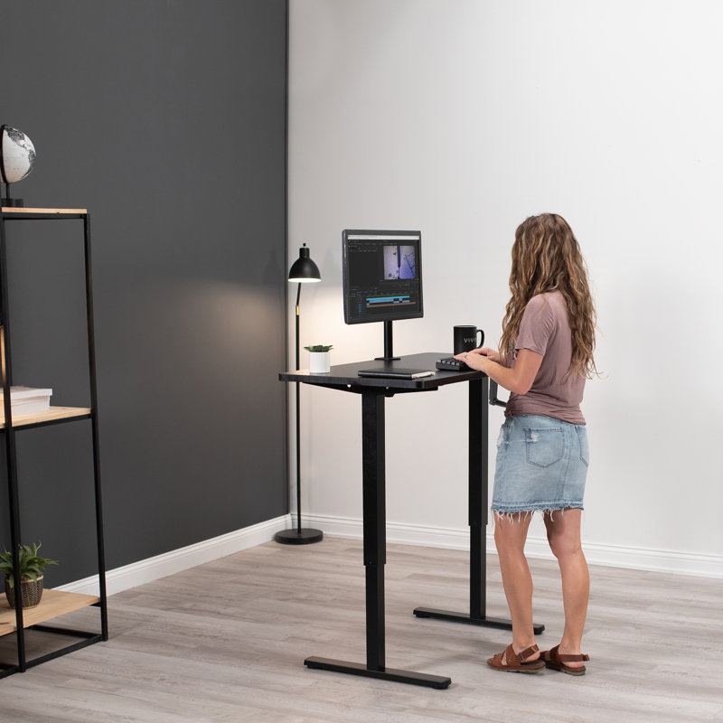 Bureau réglable en hauteur 48 po x 30 po, 46.8" H x 43" W x 23.6" D, Noir