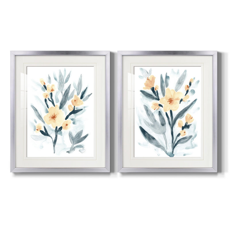 «Indigo & Blush Bouquet I», reproduction encadrée de qualité supérieure - prête à être accrochée