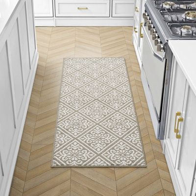 Austell Machine Woven Synthetic Geometric Area Rug
