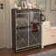 Armoire de rangement pour chaussures avec décor élégant en miroir