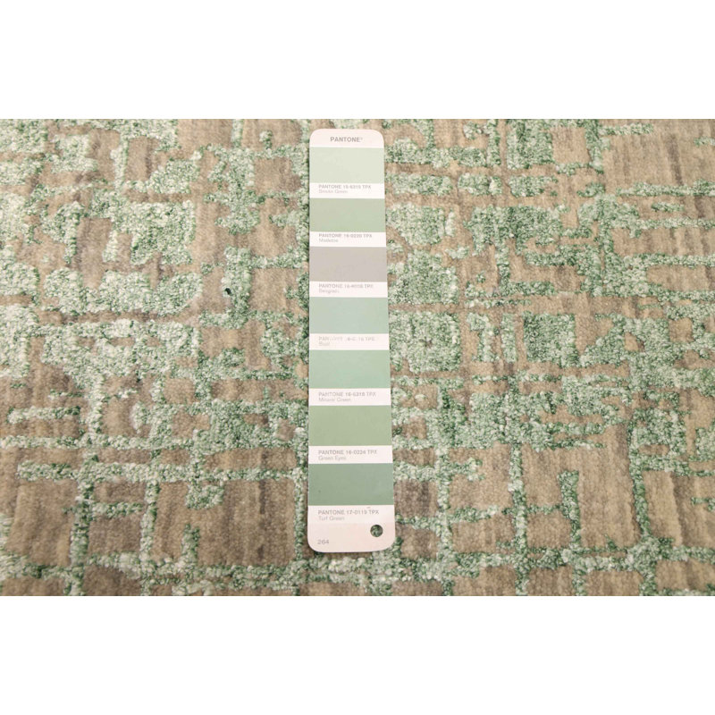 Tapis vert Legacy 2 pi 6 po x 12 pi 2 po